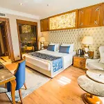 Lords Palace Casino فندق 5*