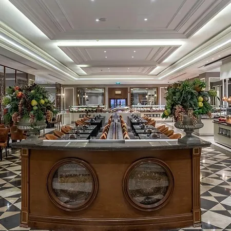 Lords Palace Casino 5*