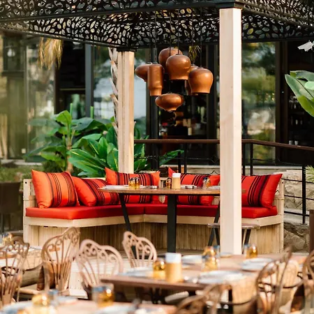 Lords Palace Casino Szálloda Kerínia