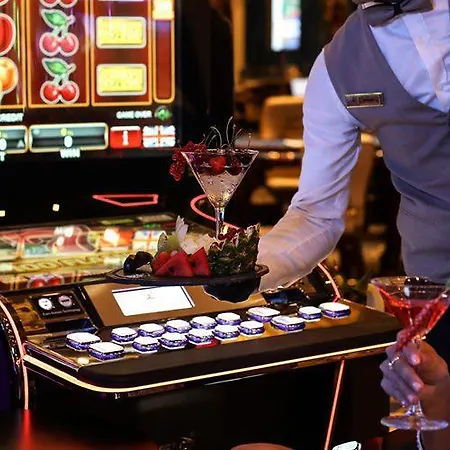 酒店 Lords Palace Casino 5*