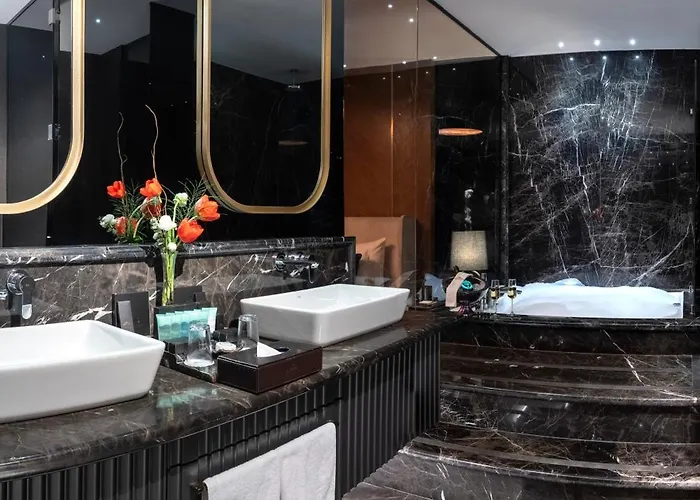 Lords Palace Casino 5*