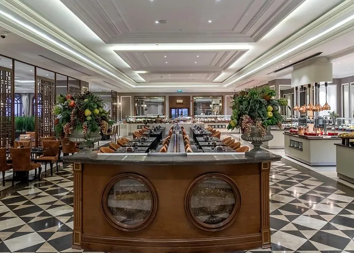 Lords Palace Casino 5*